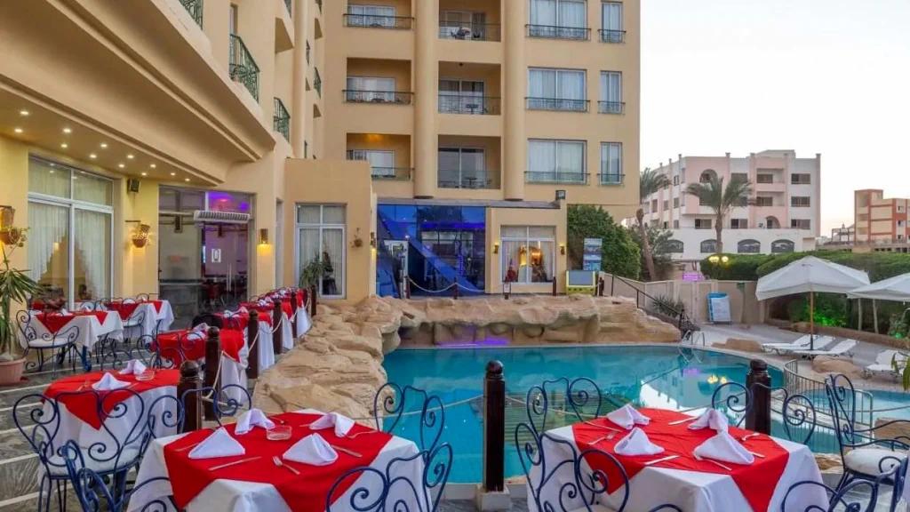 الفندق كينج توت ريزورت - الغردقة